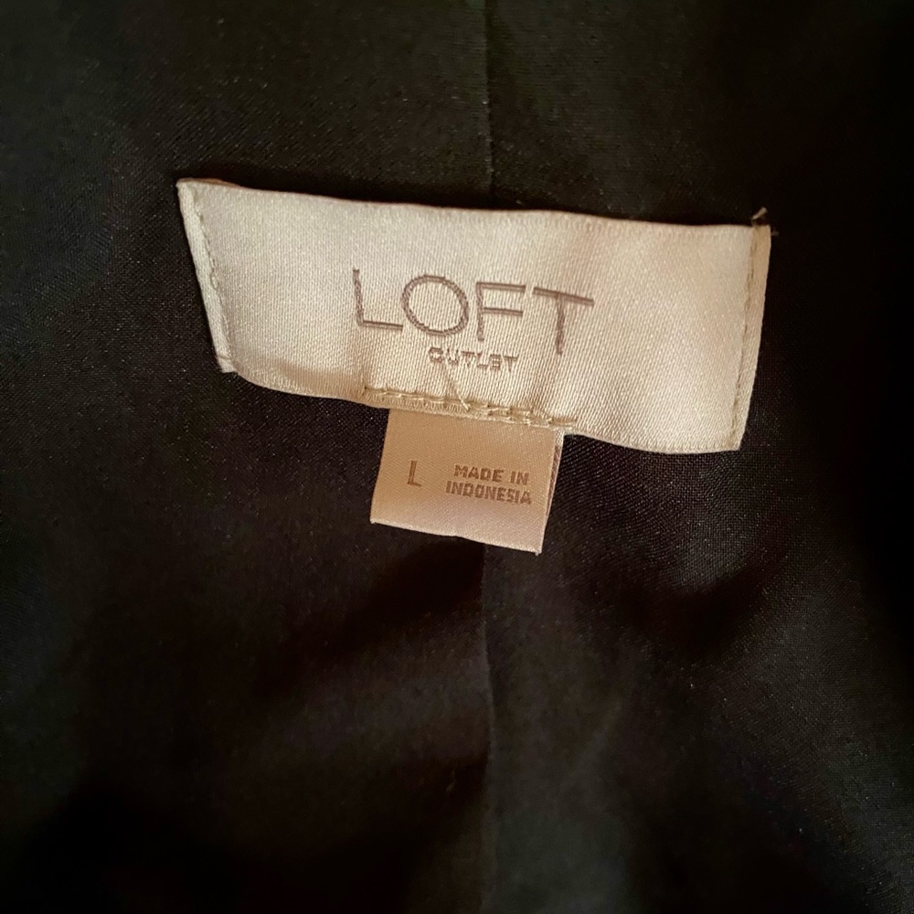 LOFT Black Blazer - Picture 10 of 14